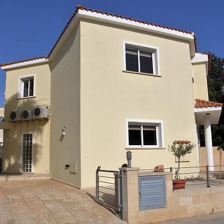 Villa Christina Paphos Esterno foto